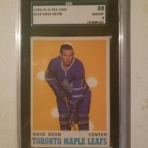 1970 opc HOCKEY #219 Dave Keon SGC 8