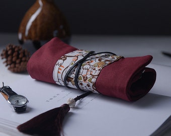 vintage Élégant Roll Up Fabric Meilleur étui à stylo rouge | Pochette à crayons | Merveilleux cadeau d'anniversaire