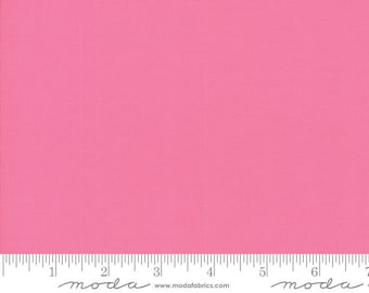 Moda Bella Solids 30/'s Pink 9900 27  *Coordinates with the Safety First Mask Panel