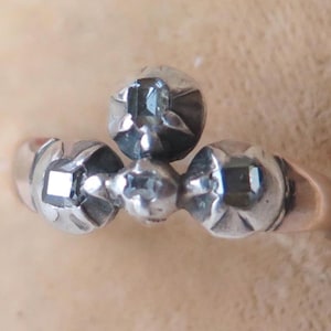 アンティーク テーブルカット ダイヤモンド リング：18K ローズ