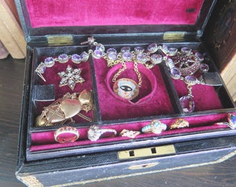 Vintage Antique John Perry Ltd Leather Tooled Gold Trim Jewellery