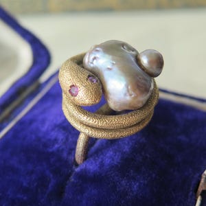 Antique Victorian 18k Gold, Pearl and Garnets Serpent Ring, Snake Ring, Statement Ring