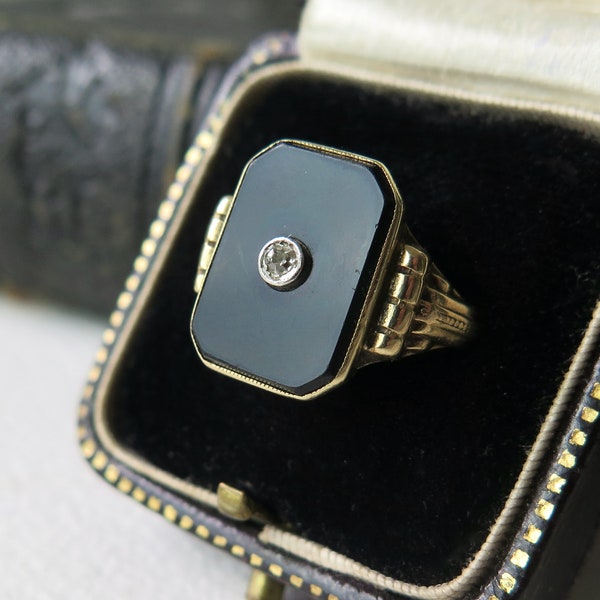 Antique Art Deco Ring with Onyx and Diamond, 14k Gold Octagonal Cut Onyx Ring, ca. 1930s