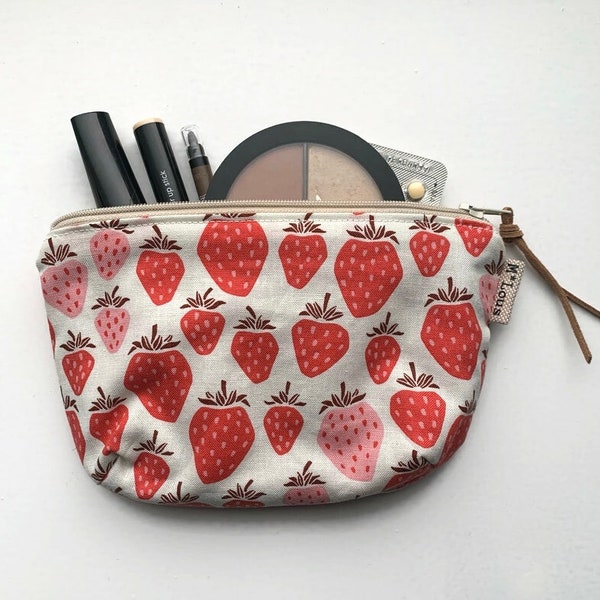 Trousse maquillage ronde ovale avec fraises pochette maquillage trousse de toilette petit portefeuille petite pochette minimaliste rétro fraises