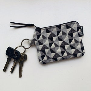 Llavero pequeño en blanco y negro con cartera con estampado retro, bolsito pequeño, bolsa de cambio, mlous retro minimalista