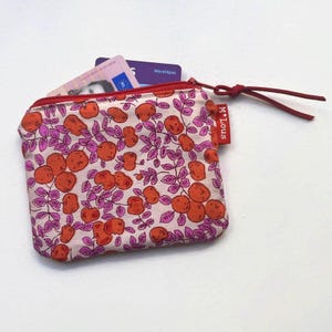 Pequeña cartera rosa antigua simple con flores rojas rosas mini cartera retro minimalista bolsa cambio bolsa de aseo bolsa vegana