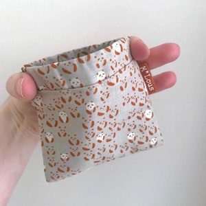 Kleines graues Quetschtäschchen mit süßen Pandas Retro Portemonnaie kleines Mäppchen Kleingeld minimalistisch Boho Style Bohemian