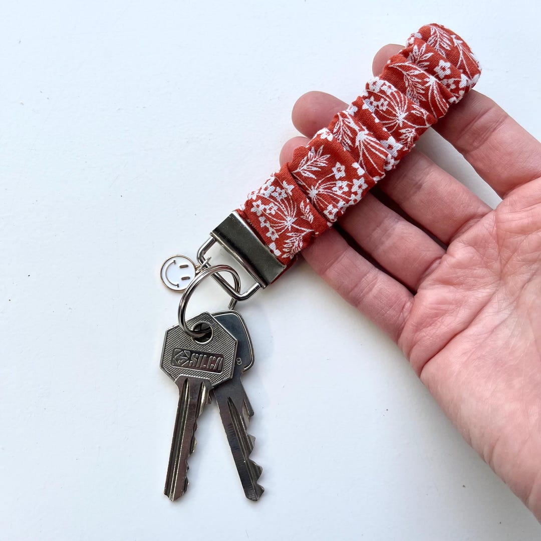 Elastic Keychain | Wristlet Scrunchie for Keys | Bracelet for Keys ...