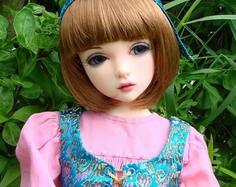 Brocade and pink outfit for Iplehouse JID girl