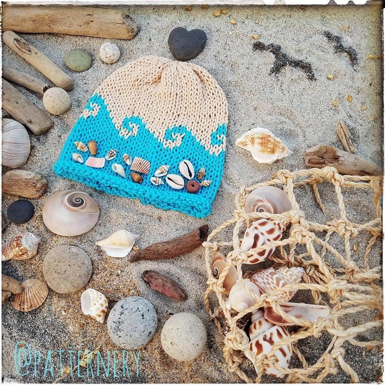 Knitting Pattern Swirly waves Beanie Includes FLAT and ROUND Knitting Option Adult sizes English Language PDF. Sport Weight Preemie