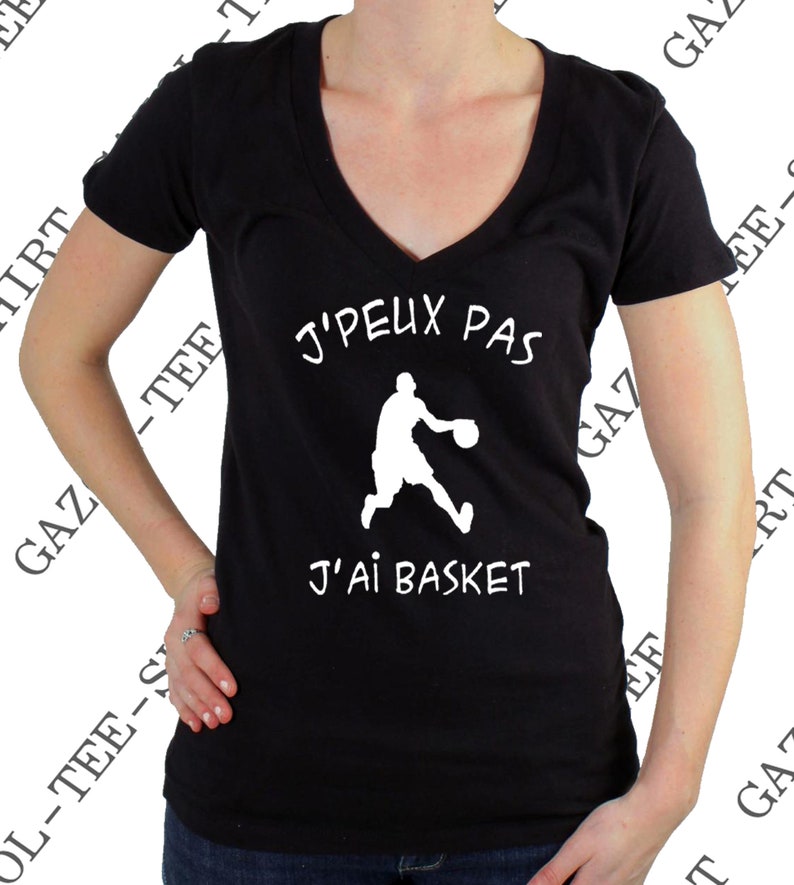 T-shirt femme j' peux pas j'ai basket 100% coton, col V. image 3