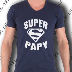 T-shirt homme SUPER PAPY pur coton manche courte. Idée cadeau anniversaire drôle papy. Cadeau noël pour papi. t-shirt humour vêtement. image 1
