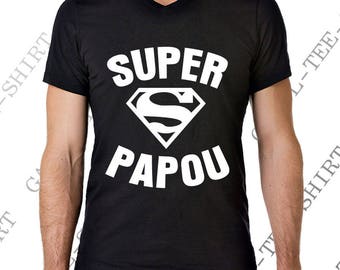 Idée cadeau fête des papas ou des papys Tee-shirt "SUPER PAPOU." Col V. Idée cadeau fête des