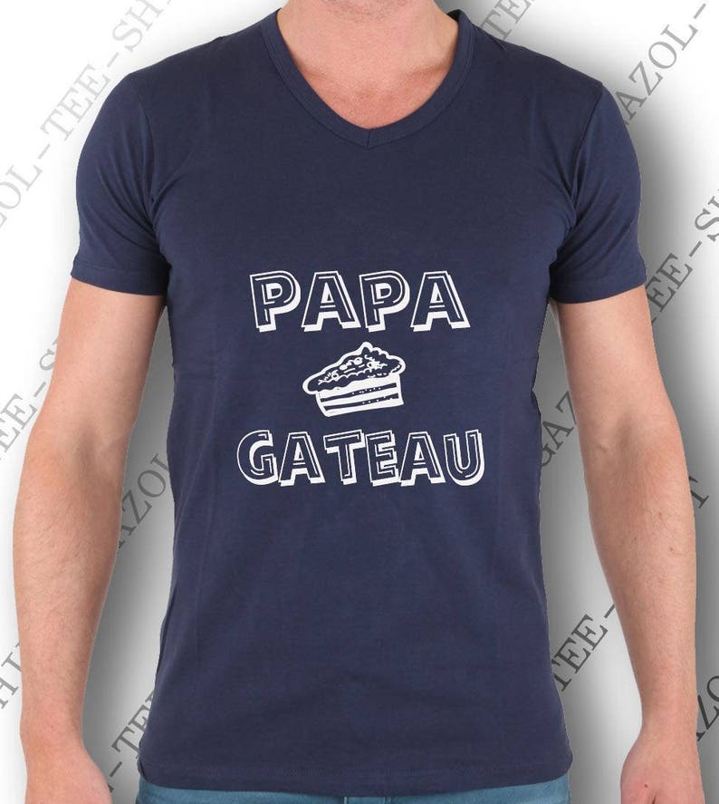 Tee-shirt Papa gâteau. Col V. Idée cadeau fête des papas. image 3