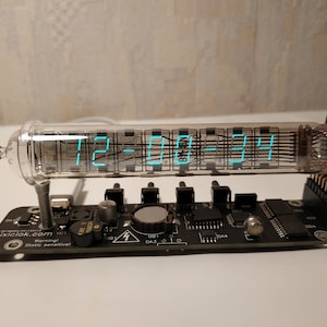 Relógio de mesa vintage Steampunk com tubo Nixie IV-18 VFD