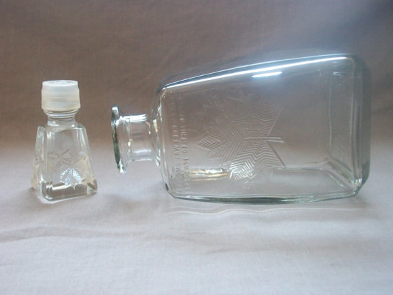 Canada Whisky Liquor Decanter Maple Leaf Glass Bottle Sealcap Etsy
