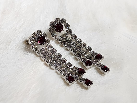Vintage Clear Rhinestone Dangle Earrings with Str… - image 3