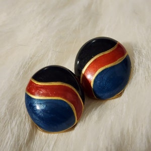 Vintage Clip On Earrings, 80s Earrings, Vintage Earrings, Gift for Her, Metal and Enamel Earrings, Round Earrings, 1980s Earrings, Gift Idea