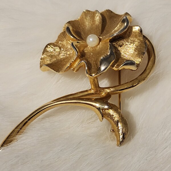 Vintage Marcel Boucher Pansy Flower Brooch, Flower Jewelry, Vintage Brooch, Vintage Pin, Lapel Pin, Vintage Jewelry, Gift for Her, Gold Tone