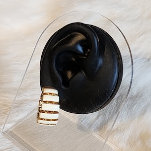 Gold Tone and White Enamel Clip Ons Earrings, Vintage Earrings, Vintage Clip Ons, Vintage Jewelry, White Earrings, White Jewelry, Gift Idea