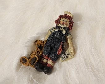 Raggedy Andy Resin Brooch, Vintage Doll Brooch, Cloth Doll, Nostalgia, Vintage Jewelry, Vintage Pin, Lapel Pin, Kitsch Jewelry, Unique