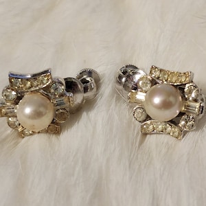 Vintage Vendome Clip On Rhinestone Earrings, Vintage Earrings, Vintage Rhinestone Jewelry, Vendome Earrings, Vendome Jewelry, Gift for Her