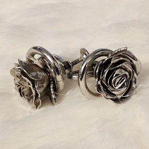 Vintage Coro Rose Shaped Screw back Earrings In Antique Silver Tone, Coro Earrings, Coro Jewelry, Gift for Her, No Pierce Earrings
