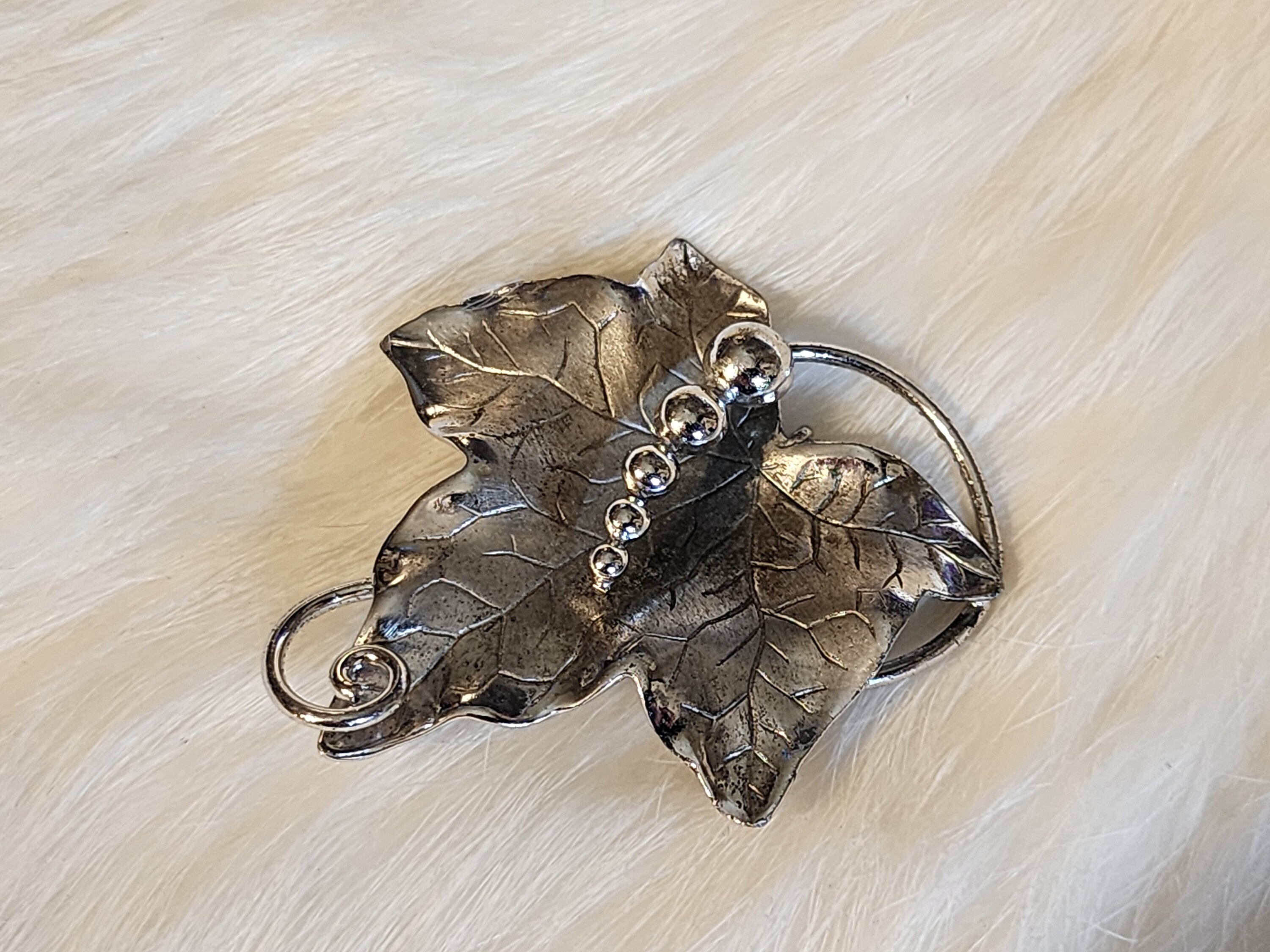 Vintage Leaf Brooch in Silver Tone, Combination Brooch