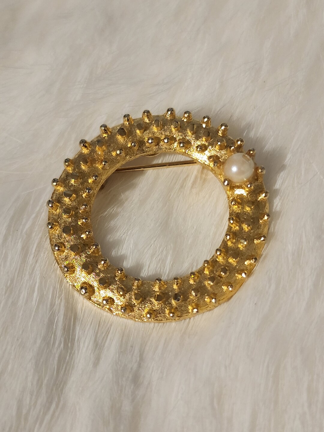 Vintage Mamselle Circle Brooch With Spiky Texture and Faux Etsy