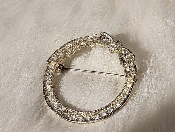 Large Rhinestone Wreath Brooch - Statement-Making… - image 1