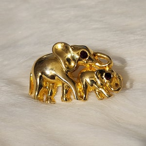 Vintage Mama and Baby Elephant Brooch, Vintage Animal Brooch, Animal Jewelry, Elephant Jewelry, Vintage Jewelry, Gift for Mother, Animals