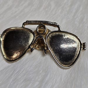 Vintage Shooter Style Glasses Pin in Gold Tone, Vintage Pin, Whimsical Pin, Gift for Him, Unique Jewelry, Unique Pin, Fun Accessories