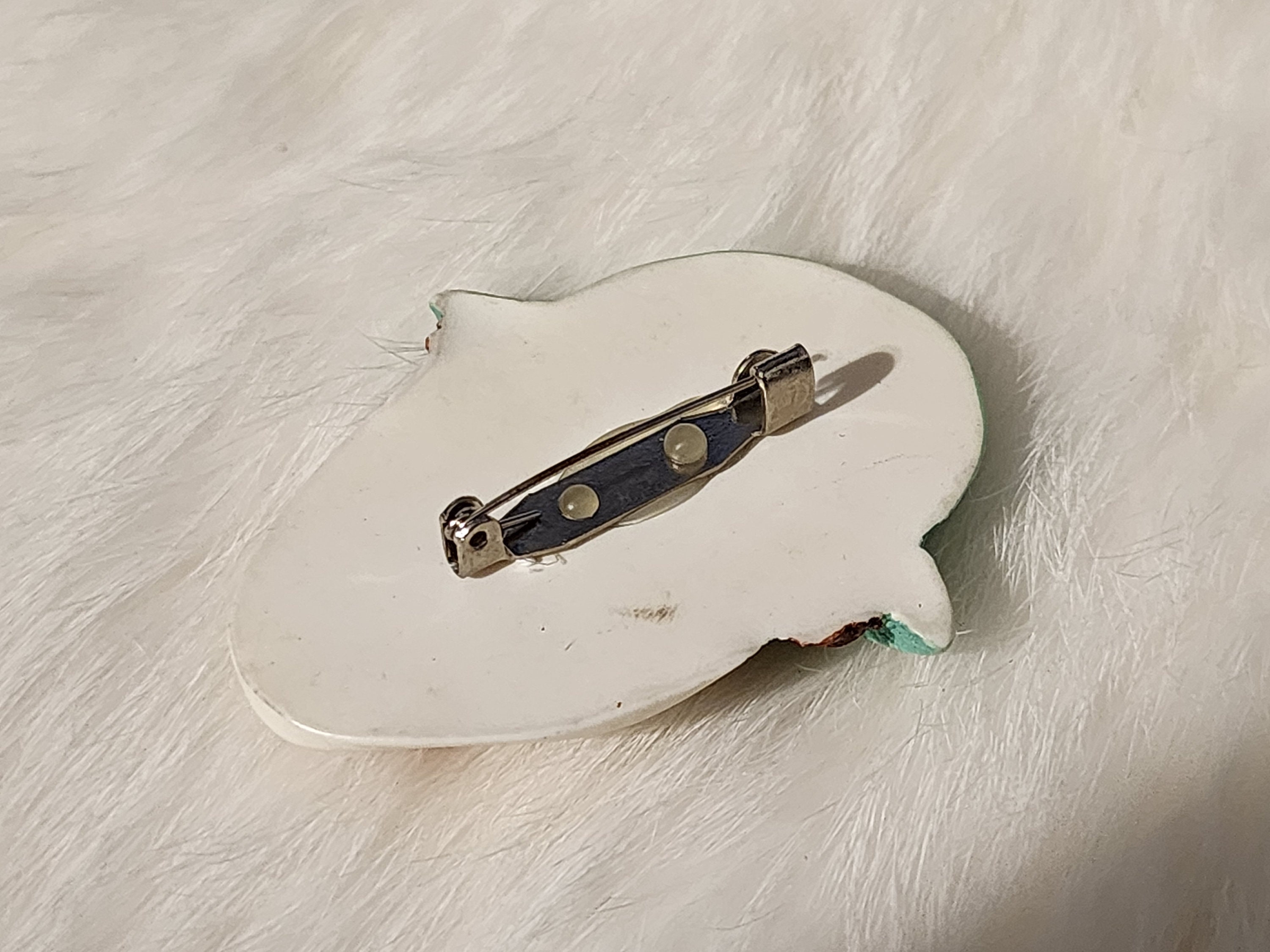 * vintage brooch ୨୧ *✵ ヴィンテージ ブローチ (f) Vintage ART (c) Flower Brooch With Intricate Detailing. Pin