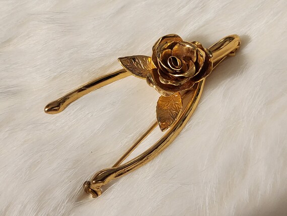 Quite Large Vintage CORO Wishbone Brooch in Gold Tone Vintage
