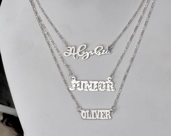 Collar personalizado con nombre pequeño, plata de ley 925, cadena Figaro, acabado pulido, personalizado con cualquier nombre.