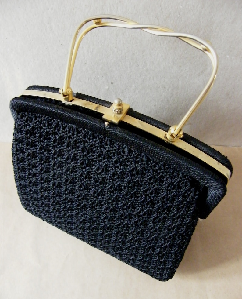 Vintage handbag retro Doctor Bag Style trunk/top handle gold metal clasp/mid-century braided raffi straw handbag/fashion accessory gift image 1