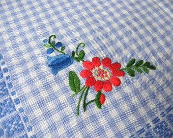 Vintege tablecloth stitch handmade/square tablecloth/geometric pattern floral embroidery decor flowers/retro collection