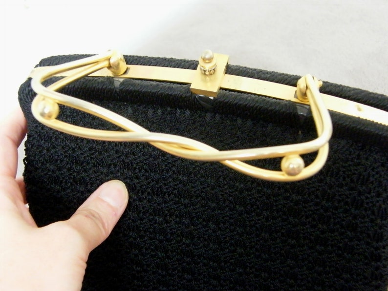 Vintage handbag retro Doctor Bag Style trunk/top handle gold metal clasp/mid-century braided raffi straw handbag/fashion accessory gift image 6