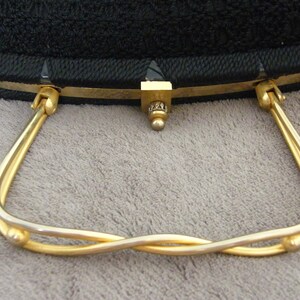 Vintage handbag retro Doctor Bag Style trunk/top handle gold metal clasp/mid-century braided raffi straw handbag/fashion accessory gift image 7