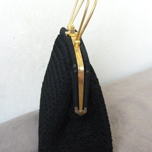 Vintage handbag retro Doctor Bag Style trunk/top handle gold metal clasp/mid-century braided raffi straw handbag/fashion accessory gift image 3