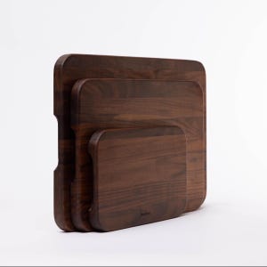 Luxurious Walnut Butcher Board Without Groove | Handcrafted Cutting Board for Chopping & Serving | Perfect Kitchen Gift