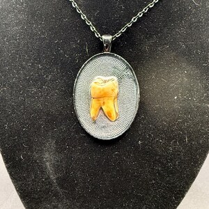 Gothic Pendant Necklace - Tooth