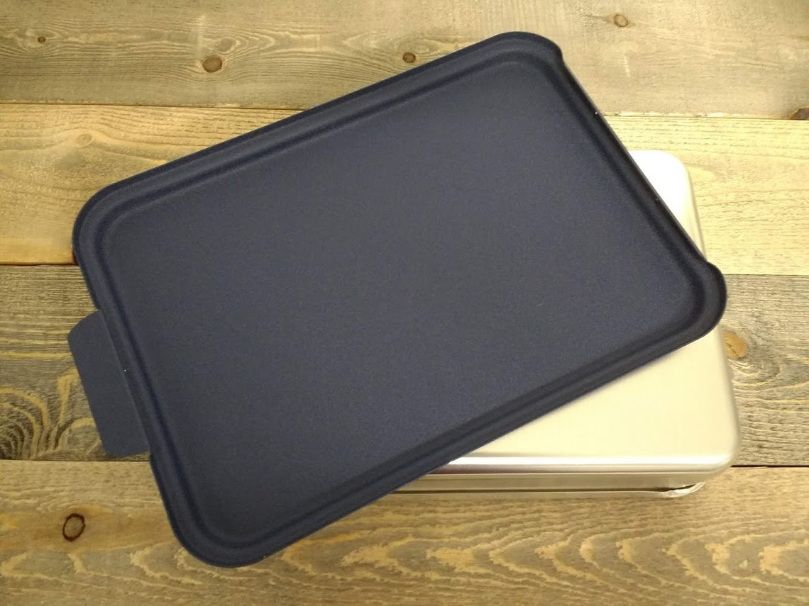 9x13 Aluminum Cake Pan with Powder Coated Lid Laser Engraved Etsy