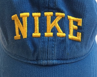 nike tech swoosh cap