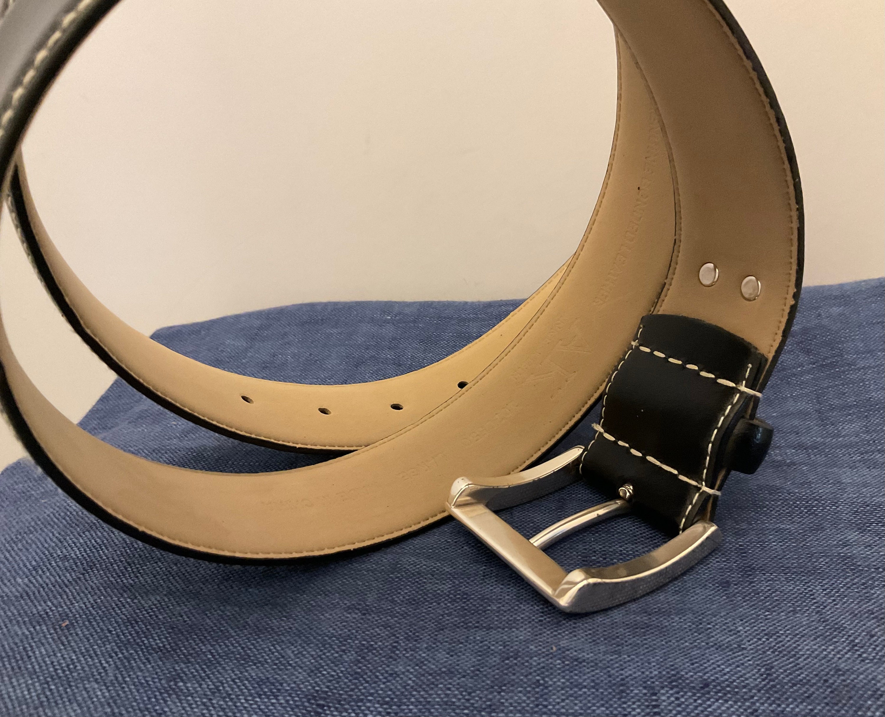 Anne Klein For Collective - Unique Leather Vintage Belt Vintage Anne Klein White Leather Belt/ Gold Buckle/ Size  main image 2