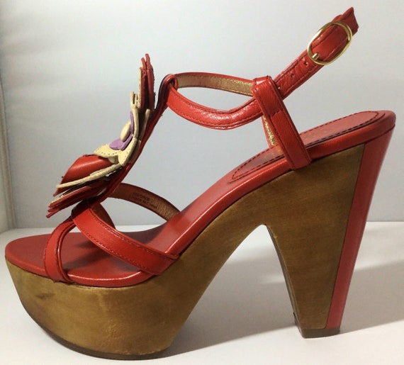 caprise wooden platform sandals