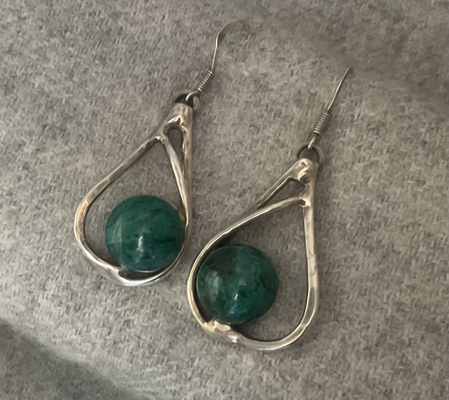 Vintage 925 Signed Artisan Earrings, Green Stone Cabochon, Sterling Silver, OOAK, Art Nouveau, Arts And Crafts, Jewelry