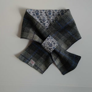Cache-cou Harris Tweed doublé de tissu Liberty Art - Gris/Bleu