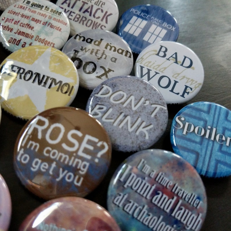 Doctor Who buttons 1.25 / 32mm pin back button/badge image 3