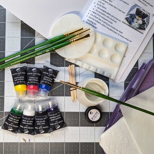 Basic Painting-Small-Things kits - everything you need to begin painting immediately, just add water! Paints, brushes, tools and more!
